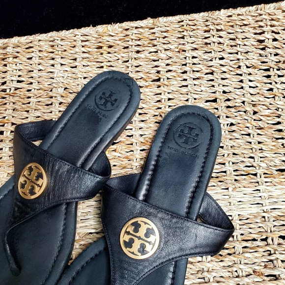 Tory Burch Black Thora Sandals - Picture 5 of 7